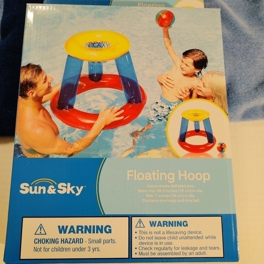 NWOT Sun & Sky Floating Hoop & Ball for pool Fun Floatie
